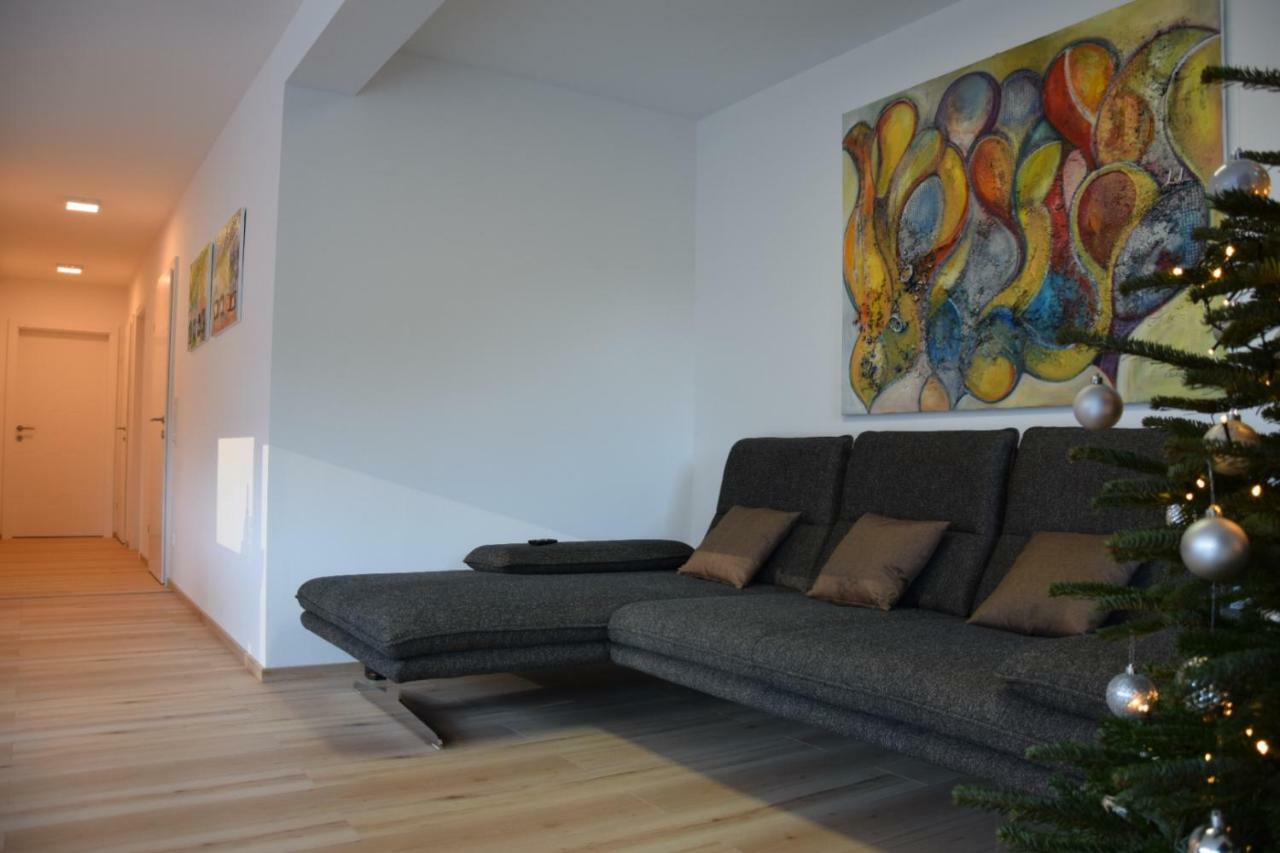 Ferienhaus Lurger Strassen Luaran gambar