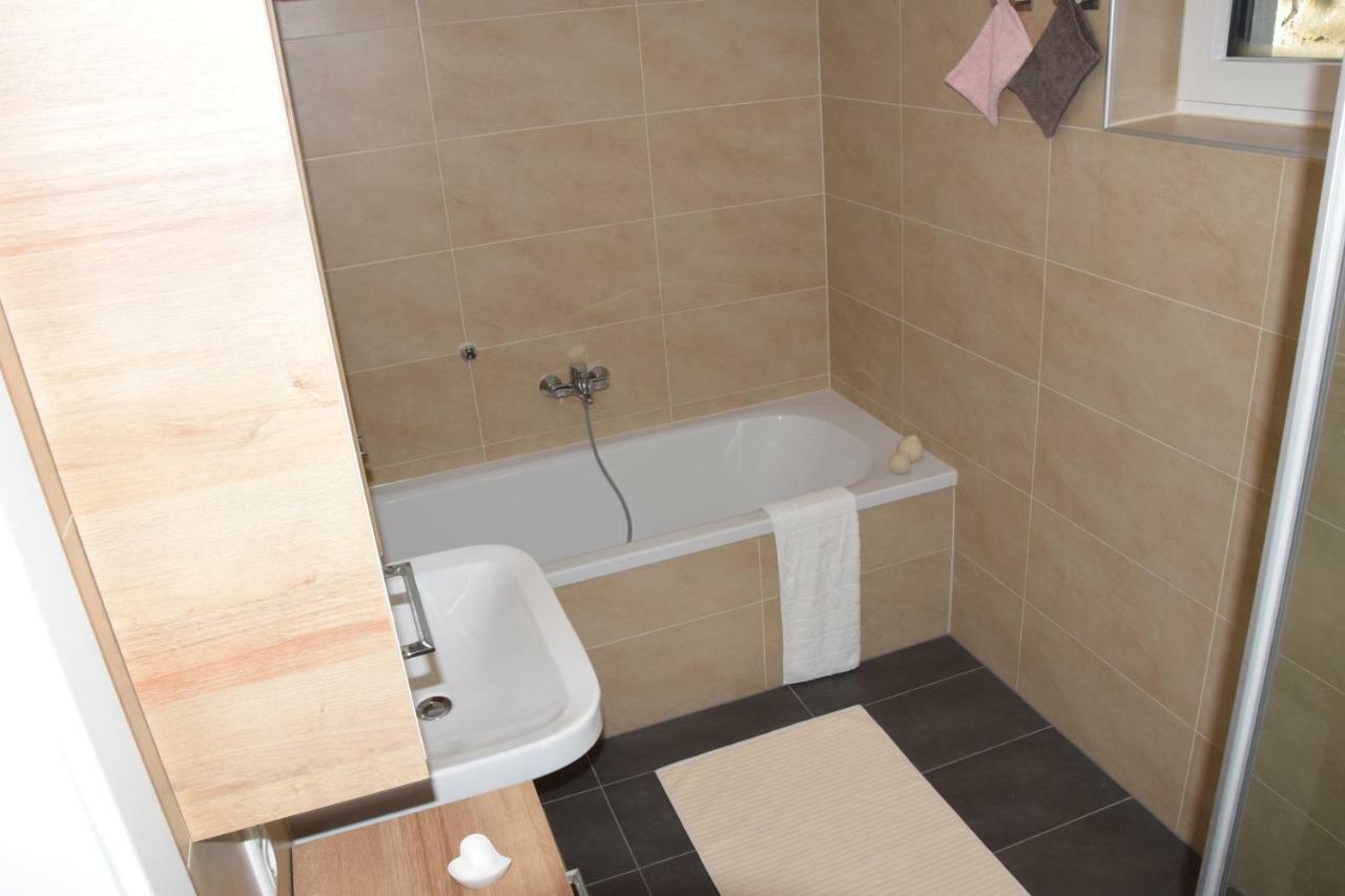 Ferienhaus Lurger Strassen Luaran gambar